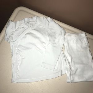 Burt’s Bees 2 piece set